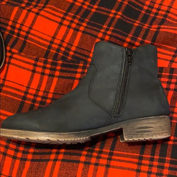 Black ankle boots - Picture 7 of 16